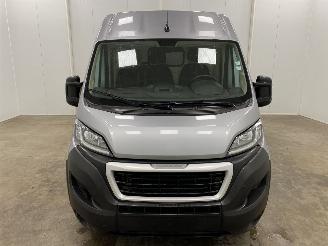 Peugeot Boxer 35 2.2 HDI 103KW L2H2 Navi Airco picture 5