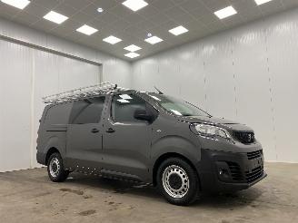 skadebil bedrijf Peugeot Expert 2.0 BlueHDI DC Navi Airco 2022/2