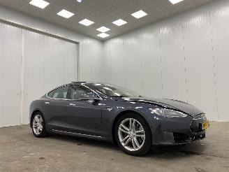 krockskadad bil auto Tesla Model S 70D Panoramadak 2015/10
