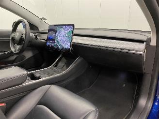 Tesla Model 3 AWD Dual-Motor Long-Range 75 kWh picture 12