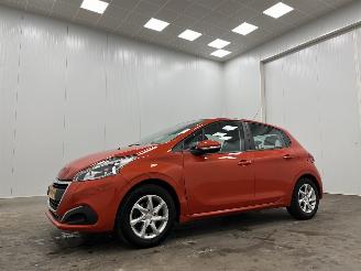 Peugeot 208 1.2 PureTech 5-drs Airco picture 4