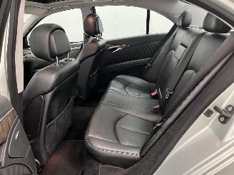 Mercedes E-klasse 320 CDI Autom. Panoramadak Navi Clima picture 11