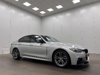 Vaurioauto  passenger cars BMW 3-serie 318i Autom. M-Sport Shadow Navi Clima 2018/11