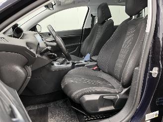 Peugeot 308 1.6 BlueHDI Executive Panoramadak Navi Clima picture 9