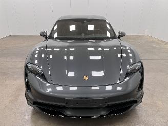 Porsche Taycan 4S Cross Tourismo picture 5