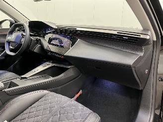 Peugeot 408 1.2 Autom. Allure Pack Navi Clima picture 12