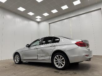 BMW 3-serie 330e Autom. Executive Navi Clima picture 3