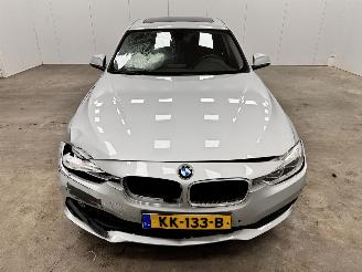 BMW 3-serie 330e Autom. Executive Navi Clima picture 5