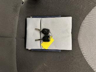 Peugeot 107 1.0 XR Airco picture 13