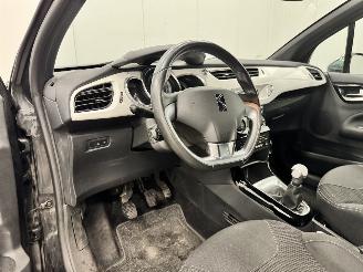 Citroën DS3 1.6 e-HDi So Chic Clima picture 7