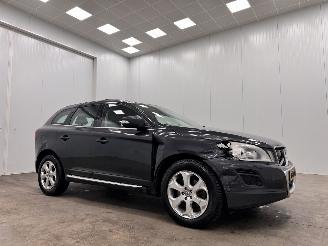 Damaged car Volvo Xc-60 2.4 D5 Autom. AWD Summum Navi Clima 2012/1
