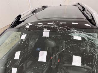 Peugeot 2008 1.2 PureTech Allure Panoramadak Navi Clima picture 20