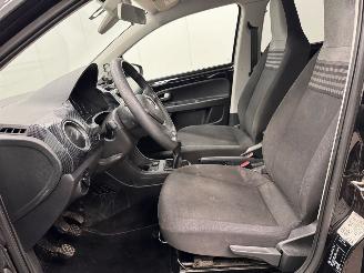 Volkswagen Up! 1.0 BMT move up 5-drs Airco picture 8