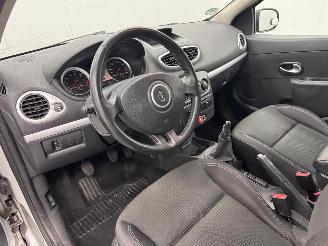 Renault Clio 1.2 Night & Day 5-drs Airco picture 8