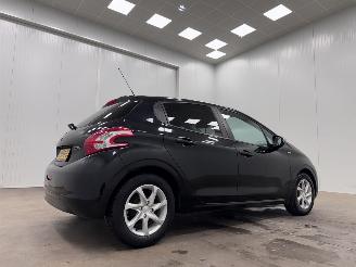 Peugeot 208 1.2 PureTech Style 5-drs Navi Airco picture 2