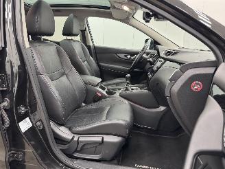 Nissan Qashqai 1.2 Tekna Panoramadak Navi Clima picture 10