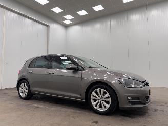 Auto incidentate Volkswagen Golf 1.0 TSI Comfortline 5-drs Navi Clima 2015/9
