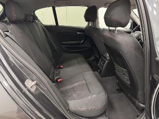 BMW 1-serie 118i Sport 5-drs Clima picture 10