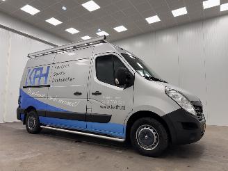 skadebil auto Renault Master 35 2.3 dCi L2H2 Airco 2020/4