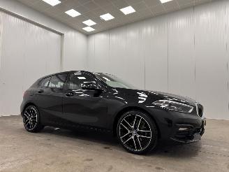 Unfallwagen BMW 1-serie 118i Autom. High Executive Edition 5-drs Navi Clima 2020/8