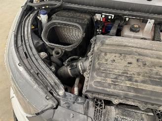 Iveco Daily 35-180 Hi-Matic 3.0 L2H2 Navi Clima picture 16