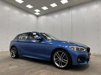 Voiture accidenté BMW 1-serie 118i M-Sport Executive Navi Clima 2016/1