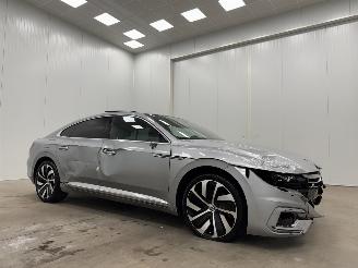Voiture accidenté Volkswagen Arteon 2.0 TSI 4Motion Business R Panoramadak Navi Clima 2017/7