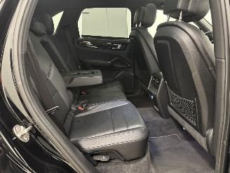 Porsche Cayenne 3.0 E-Hybrid Panoramadak Platinum Edition picture 11