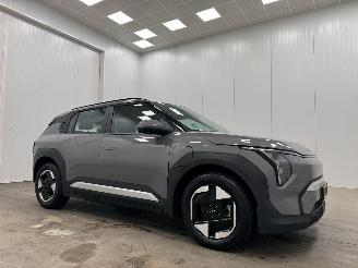 Schadeauto Kia EV3 Air 81.4 kWh Navi 2025/12