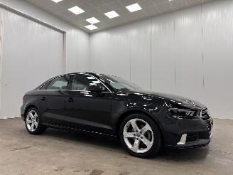 uszkodzony samochody osobowe Audi A3 Limousine 1.0 TFSI Sport  Edition Navi Clima 2018/4
