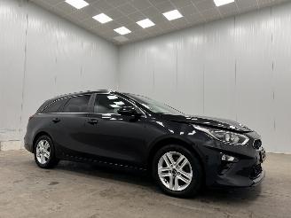 Voiture accidenté Kia Ceed Sportswagon 1.6 CRDi DynamicPlusLine Navi Clima 2020/6