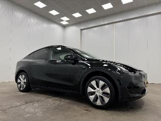 Schadeauto Tesla Model Y Long Range RWD 75 kWh Panoramadak 2024/8