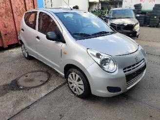  Suzuki Alto Alto (GF) Hatchback 5-drs 1.0 12V (K10B) [50kW]  (01-2009/...) 2014/2