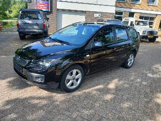 skadebil auto Ford Focus Focus 2 Wagon Combi 1.8 16V (Q7DA) [92kW] 2008/1