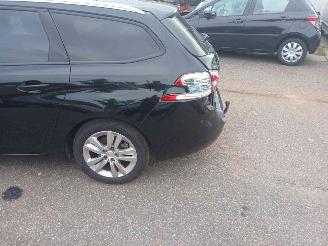 Peugeot 308 308 SW (L4/L9/LC/LJ/LR) Combi 5-drs 1.2 12V e-THP PureTech 110 (EB2ADT(HNP)) [81kW] picture 6