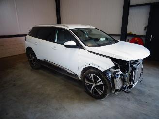 Peugeot 5008 1.2 THP picture 3