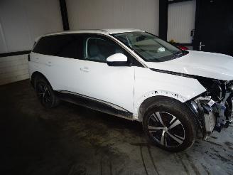 Peugeot 5008 1.2 THP picture 3