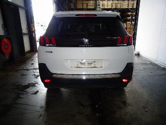 Peugeot 5008 1.2 THP picture 2