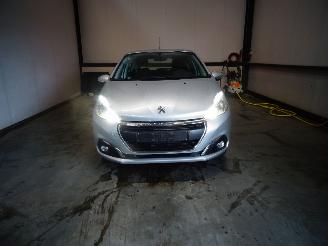 Auto da rottamare Peugeot 208 1.2 vti 2016/2