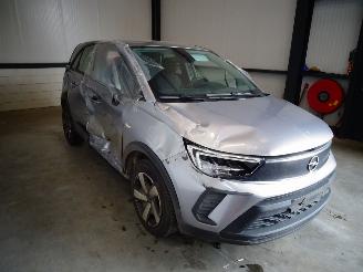 Coche siniestrado Opel Crossland 1.2 THP 2022/2