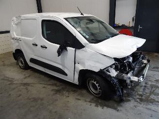 Opel Combo 1.5 CDTI picture 1
