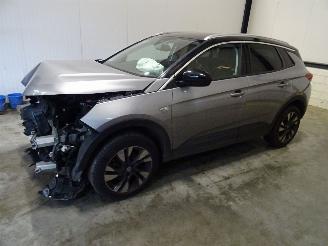 Coche siniestrado Opel Grandland 1.2 TURBO 2018/11