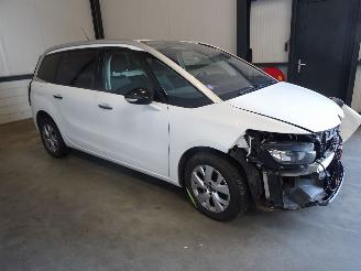 Vrakbiler auto Citroën C4-picasso 1.2 THP AUTOMAAT 2017/3