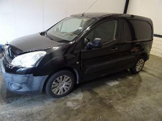 Salvage car Citroën Berlingo 1.6HDI 2013/2