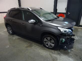 Uttjänta bilar auto Peugeot 2008 1.2 vti 2017/3