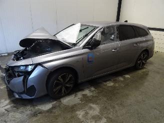 Auto da rottamare Peugeot 308 1.6 HYBRIDE 2023/3