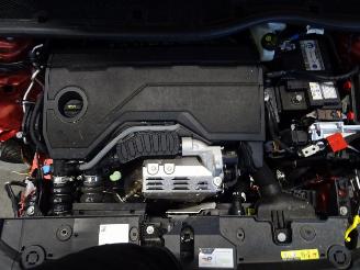 Peugeot 208 1.2 HYBRIDE picture 5