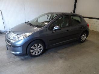 Uttjänta bilar auto Peugeot 207 1.4 16V 2006/11
