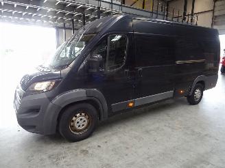 Peugeot Boxer 2.0 HDI picture 2