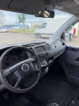 Volkswagen Transporter T5 1,9 TDI picture 5